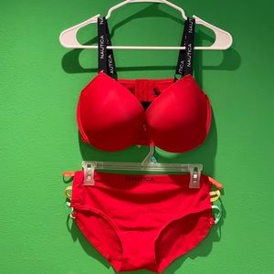 Women’s Bra & Panty Set